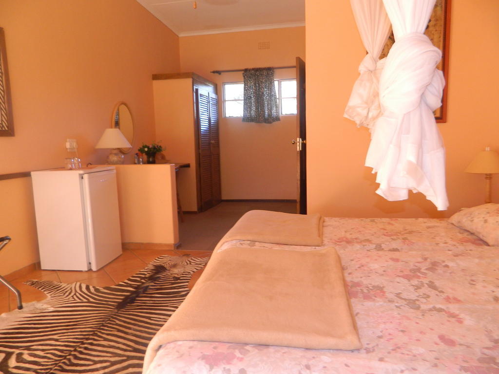 Corona Guest Farm Pokój zdjęcie